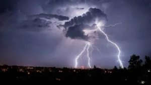 5,000 lightning strikes