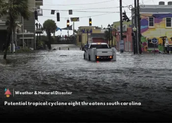 Tropical cyclone approaches south carolina